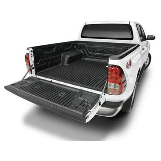 Bedliner with flanges Toyota Hilux Extra Cab 2016+ | AEROKLAS Aeroklas ANSTSKA322 Xperts4x4