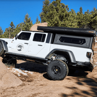 Hardtop Jeep Gladiator JT 2019+ | Alu-Cab Contour | Aluminium Black Alu-Cab Xperts4x4