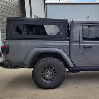 Hardtop Jeep Gladiator JT 2019+ | Alu-Cab Contour | Aluminium Black Alu-Cab Xperts4x4