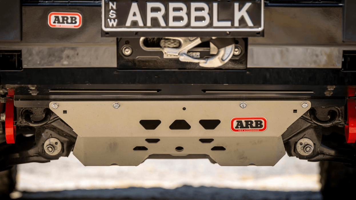 Toyota Hilux REVO 2016+ - ARB - Xperts 4x4 - Set of lower guards ARB | Steel 3mm | ARB